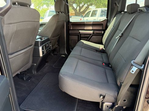 Used 2019 Ford F150 XLT w/ Equipment Group 302A Luxury AWD/4WD image 14