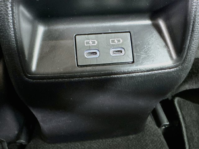 Used 2025 Toyota Corolla LE FWD image 28