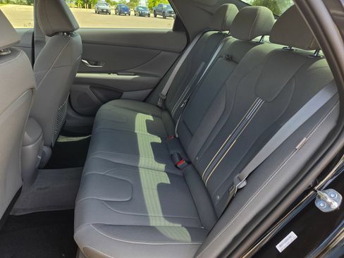 New 2026 Hyundai Elantra SEL Sport Premium FWD image 17