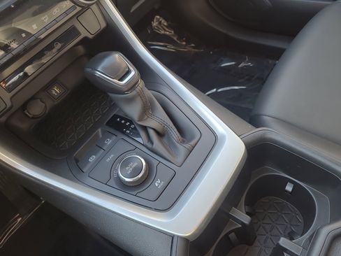 Certified 2023 Toyota RAV4 XLE Premium image 21