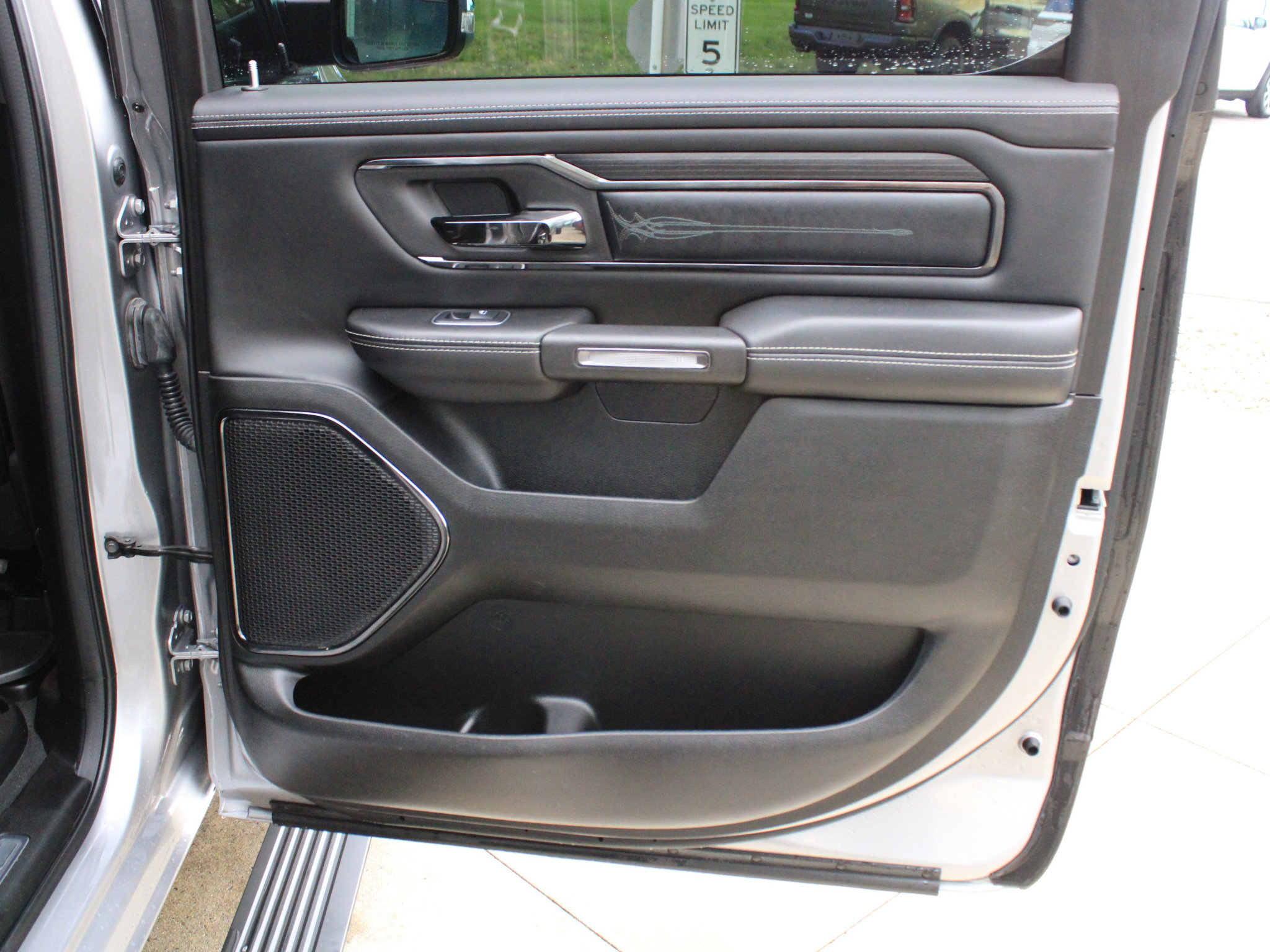 Used 2022 RAM 1500 Limited w/ Bed Utility Group AWD/4WD image 28