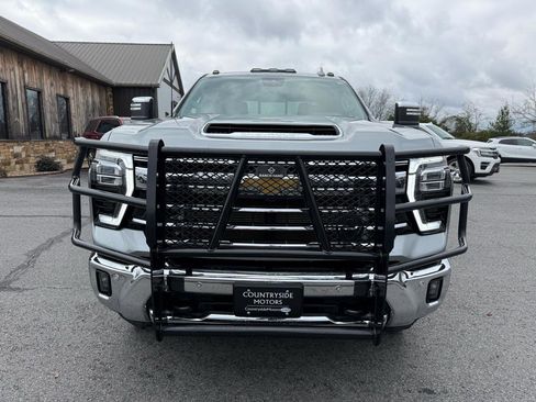 Used 2025 Chevrolet Silverado 3500 LTZ w/ LTZ Texas Edition AWD/4WD image 9