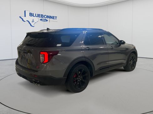 Certified 2021 Ford Explorer ST w/ Equipment Group 401A AWD/4WD image 5