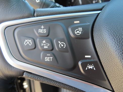Used 2022 Chevrolet Equinox LT AWD/4WD image 15