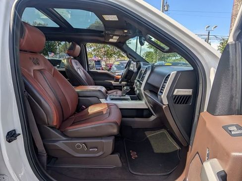 Used 2018 Ford F150 King Ranch w/ Equipment Group 601A Luxury AWD/4WD image 17