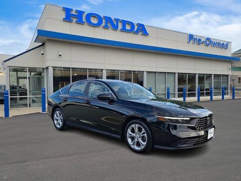 Used 2023 Honda Accord LX image 3