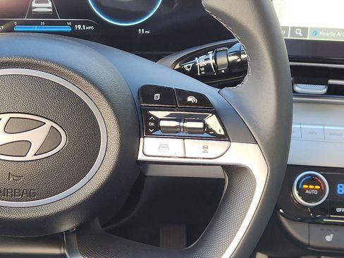 New 2026 Hyundai Elantra Limited image 30