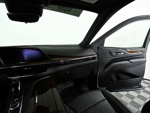 Certified 2022 Cadillac Escalade ESV Premium Luxury w/ Performance Package image 13