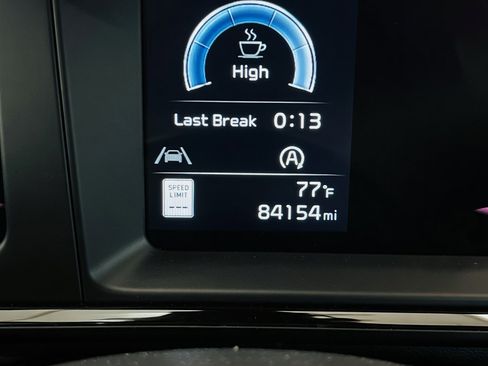 Used 2023 Kia Sportage EX FWD image 8