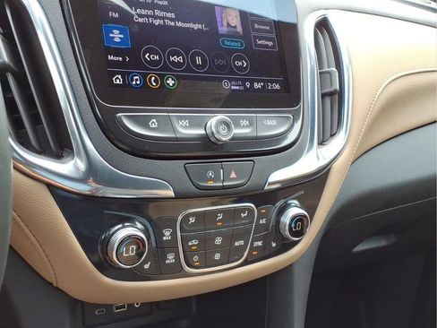 Used 2023 Chevrolet Equinox Premier w/ LPO, Floor Liner Package FWD image 6