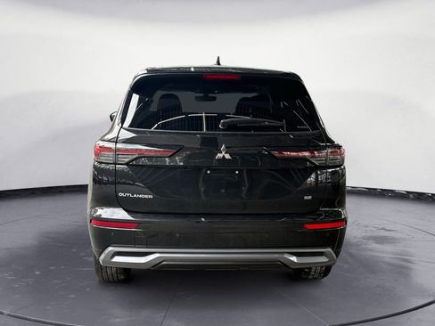 New 2026 Mitsubishi Outlander SE image 4