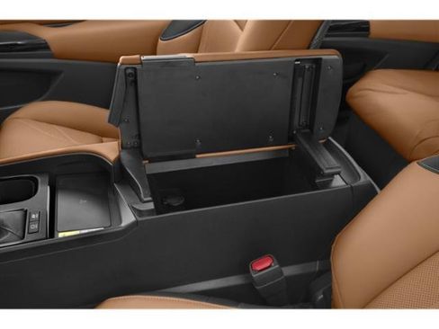 Certified 2025 Lexus ES 300h Ultra Luxury image 13