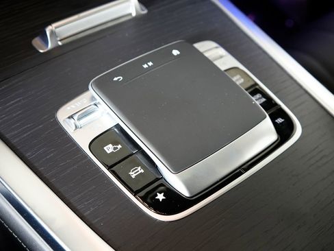 New 2026 Mercedes-Benz G 550 image 25