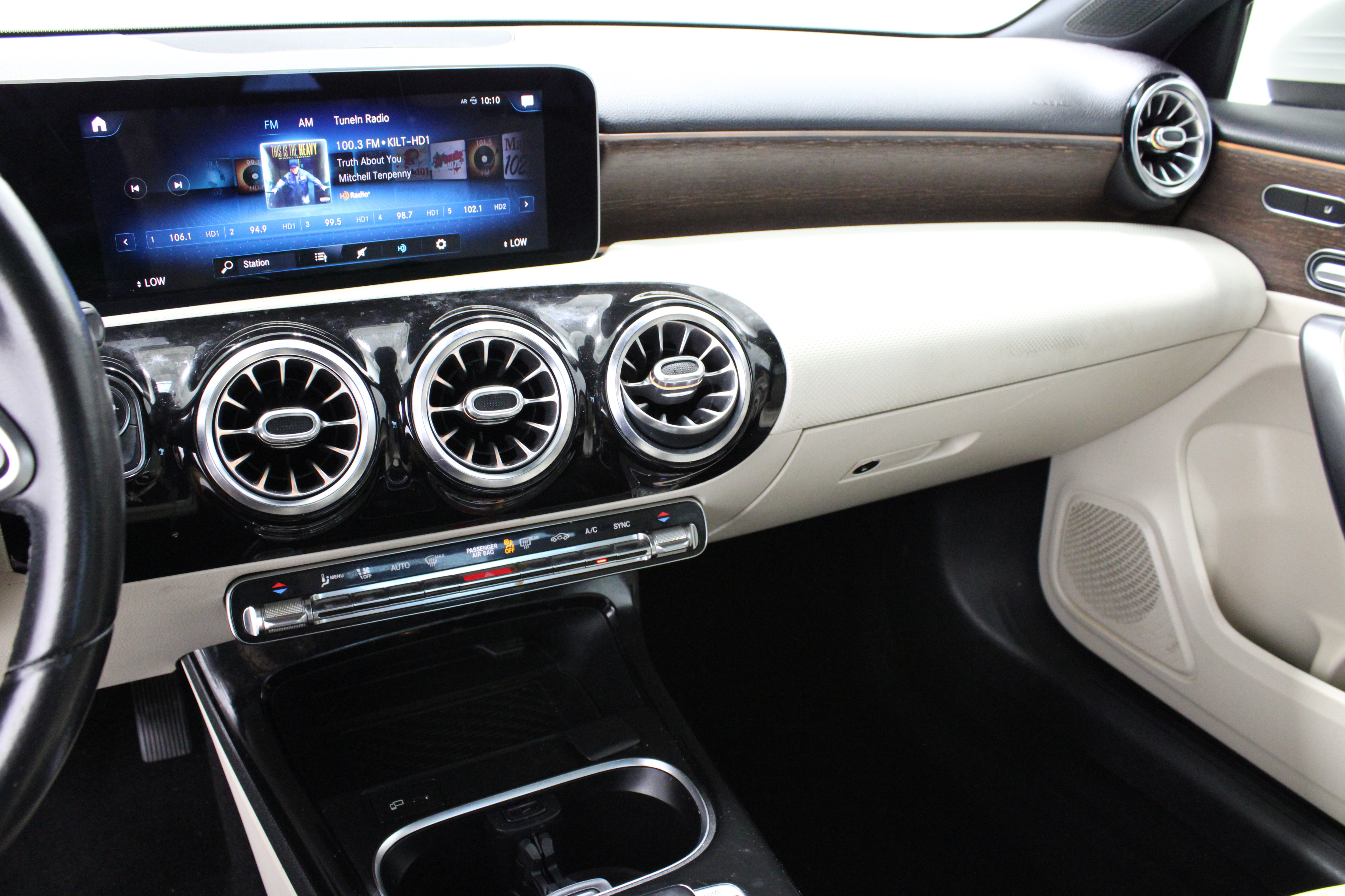 Used 2019 Mercedes-Benz A 220 image 15