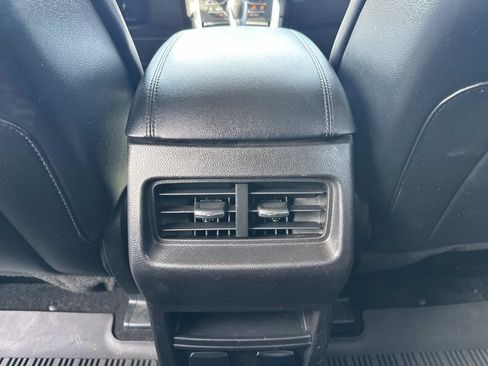 Used 2018 Ford Edge SEL w/ Equipment Group 201A AWD/4WD image 14