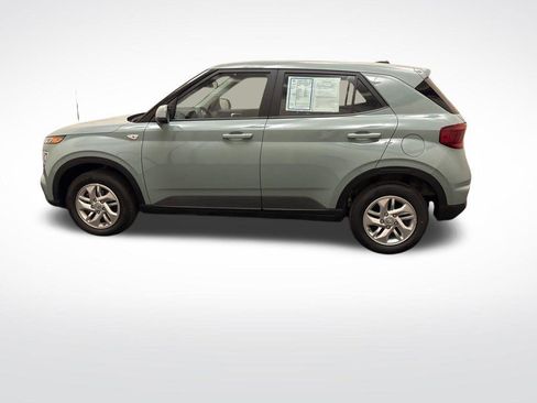 New 2026 Hyundai Venue SE FWD image 8