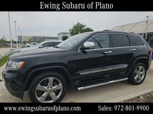 Used 2013 Jeep Grand Cherokee Overland image 2