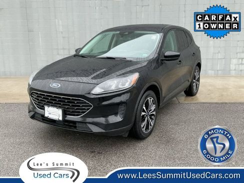 Used 2021 Ford Escape SE w/ SE Sport Appearance Package AWD/4WD image 1