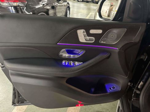 Used 2022 Mercedes-Benz GLE 350 4MATIC w/ Premium Package image 15