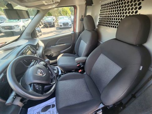 Used 2022 RAM ProMaster City Wagon w/ Lights & Wheels Group image 17