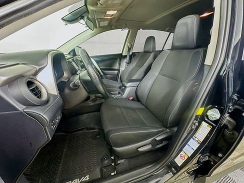 Used 2017 Toyota RAV4 XLE image 24