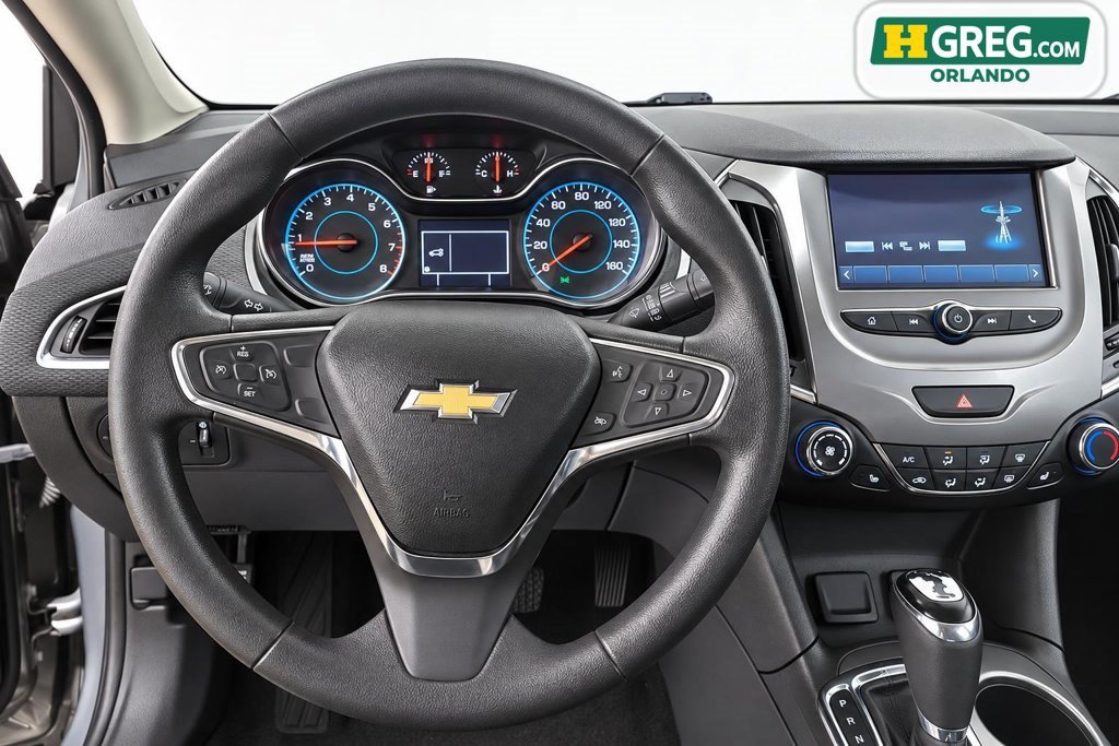 Used 2017 Chevrolet Cruze LT w/ Convenience Package FWD image 13
