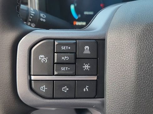 New 2025 Ford F350 Lariat w/ Lariat Ultimate Package image 15