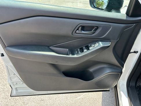 Certified 2024 Nissan Rogue S FWD image 18