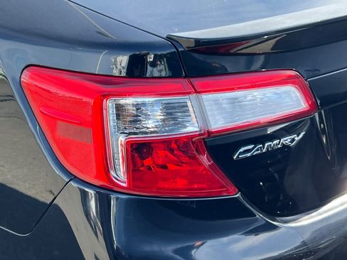 Used 2012 Toyota Camry SE image 15