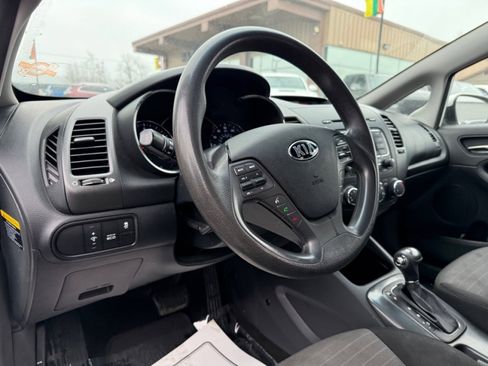 Used 2016 Kia Forte LX image 13