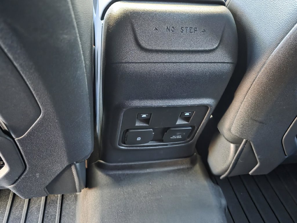 Used 2023 Ford Bronco Badlands AWD/4WD image 11