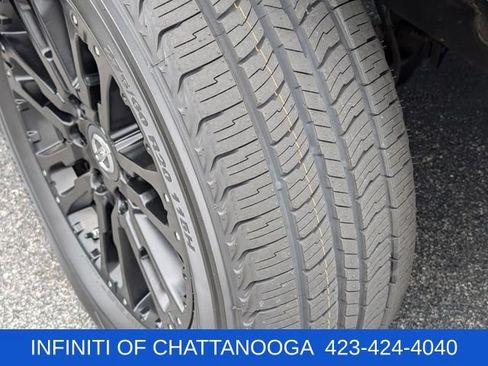 Used 2018 Nissan Titan SL AWD/4WD image 30