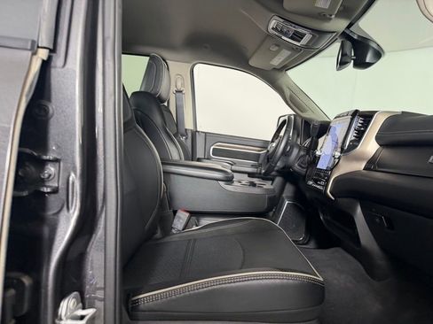 Used 2024 RAM 2500 Laramie AWD/4WD image 33