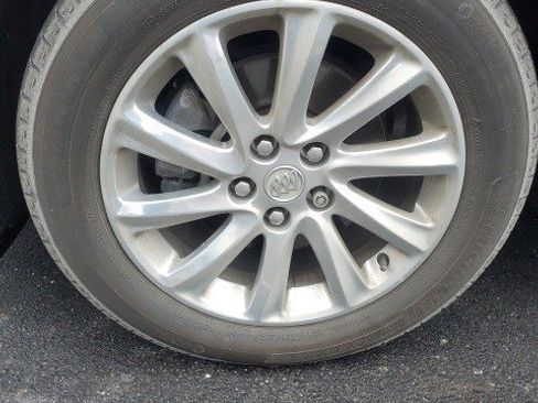 Used 2019 Buick Envision Essence image 16