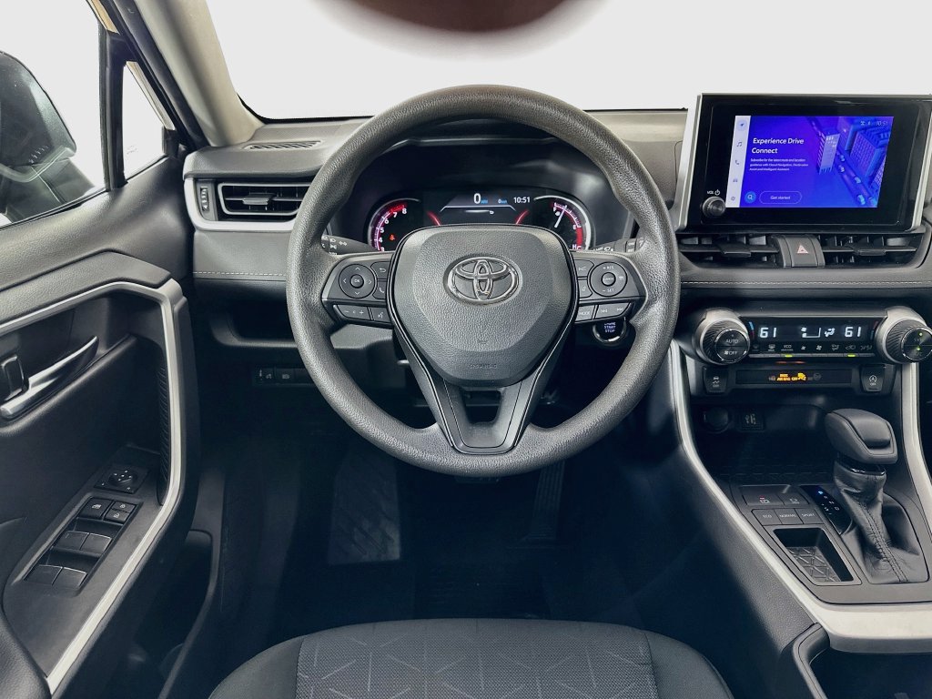 Used 2025 Toyota RAV4 XLE FWD image 22