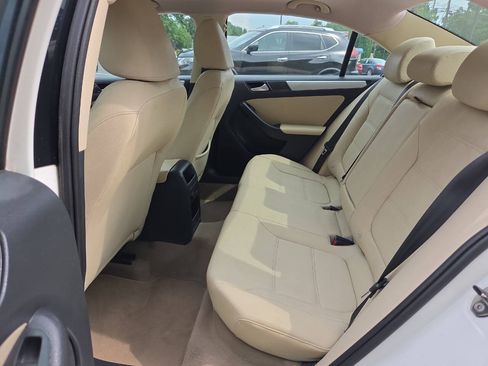 Used 2012 Volkswagen Jetta SEL FWD image 20