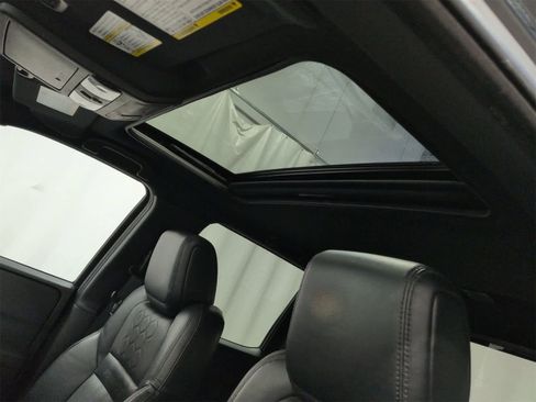 Used 2022 Nissan Frontier PRO-4X w/ Pro-4X Premium Package image 20