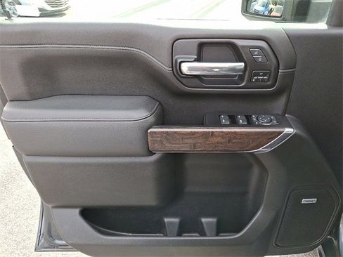 Used 2020 GMC Sierra 2500 Denali w/ Denali Ultimate Package image 12