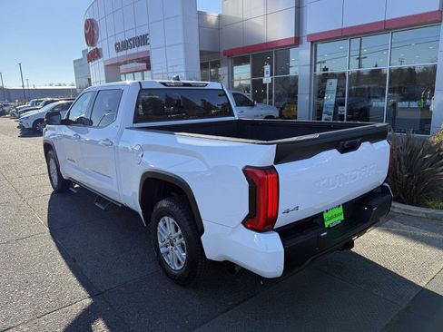 Used 2022 Toyota Tundra SR5 image 4