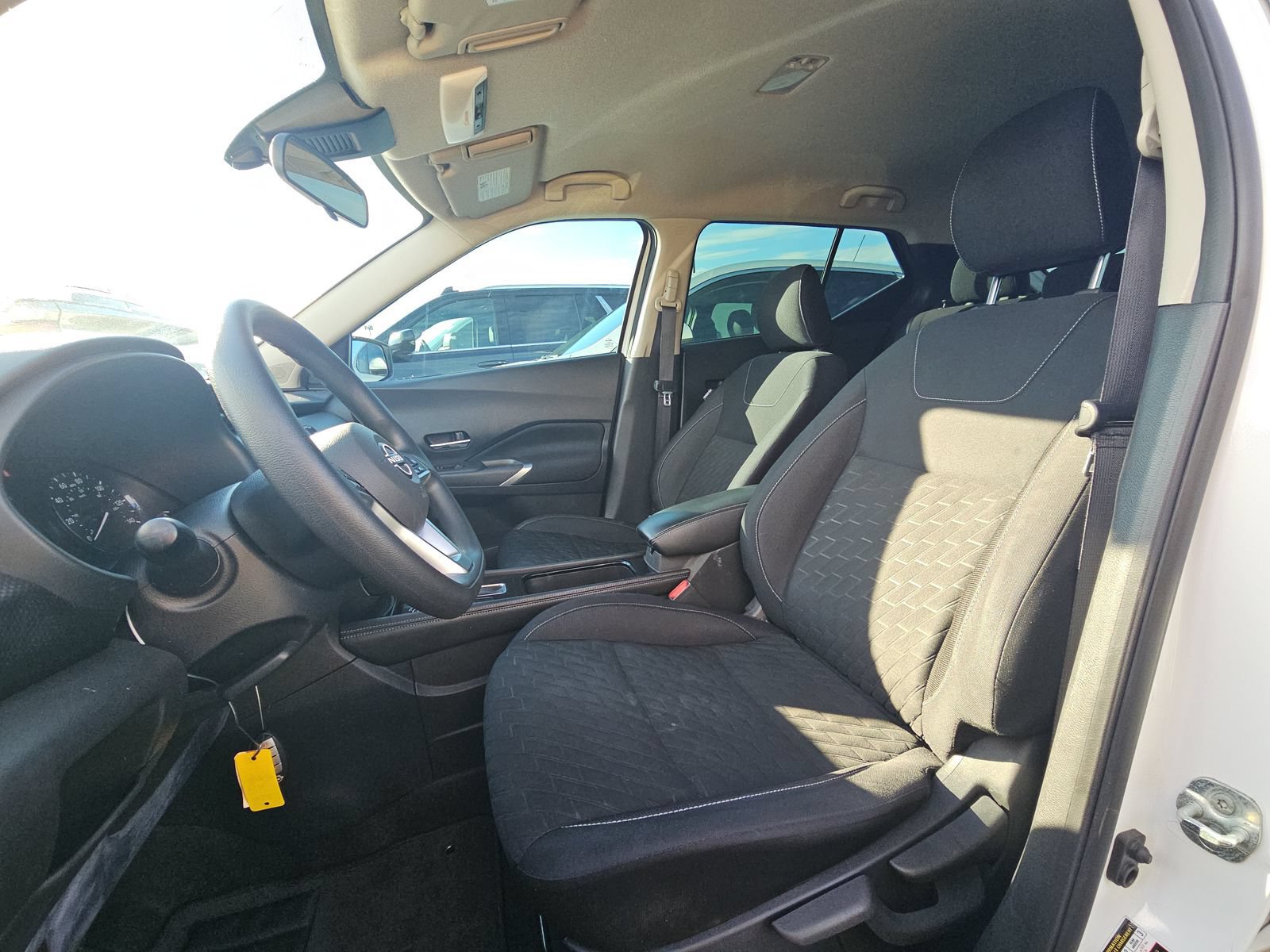 Used 2022 Nissan Kicks SV FWD image 6