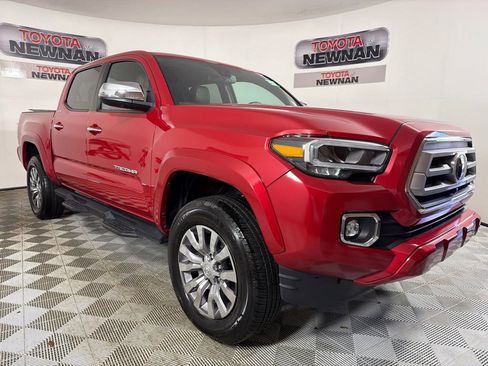 Used 2023 Toyota Tacoma Limited image 1