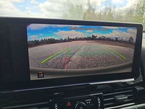 New 2026 Nissan Pathfinder SV image 24