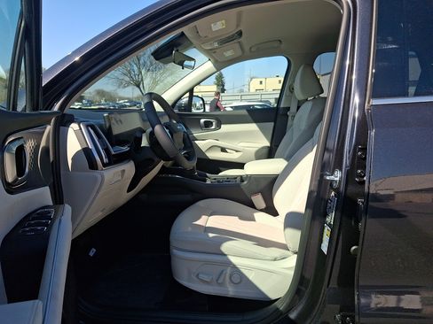 New 2026 Kia Sorento S AWD/4WD image 10