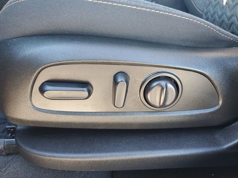 Used 2022 Chevrolet Equinox LT image 21