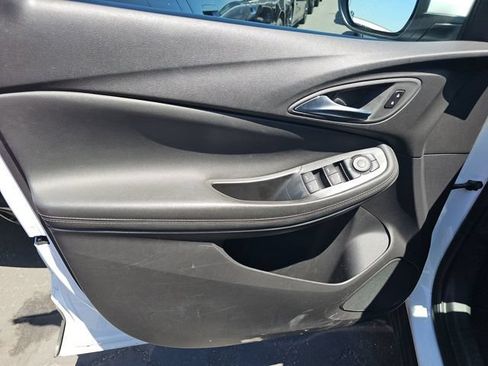 Used 2025 Buick Encore GX Preferred FWD image 7