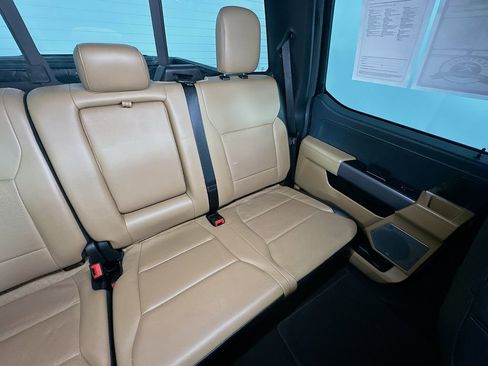 Used 2023 Ford F150 Lariat image 14