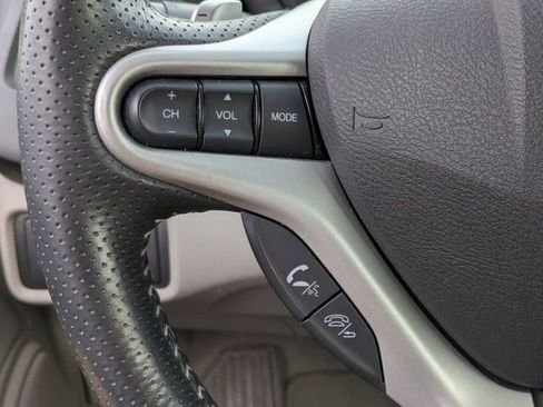 Used 2014 Honda Insight EX image 26