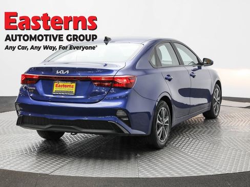 Used 2023 Kia Forte LXS image 5