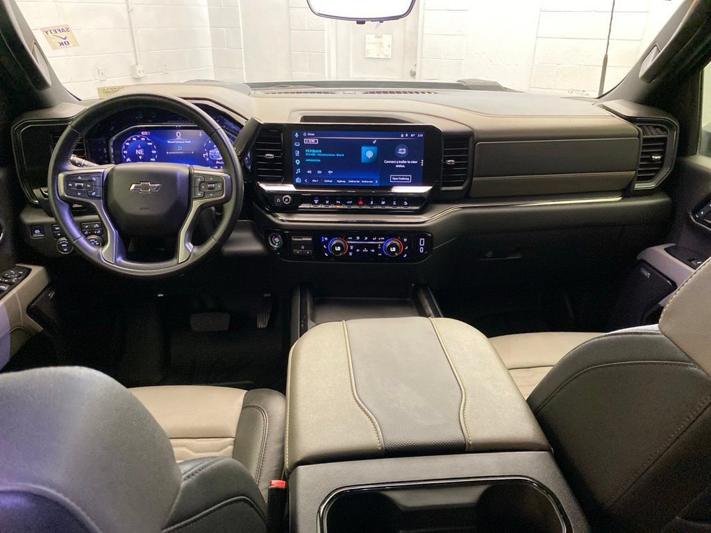 Used 2026 Chevrolet Silverado 2500 ZR2 AWD/4WD image 17