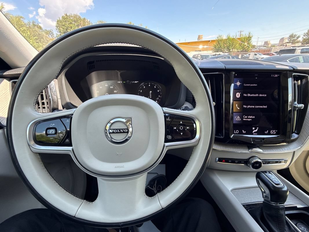 Used 2021 Volvo XC60 T5 Inscription w/ Climate Package AWD/4WD image 32
